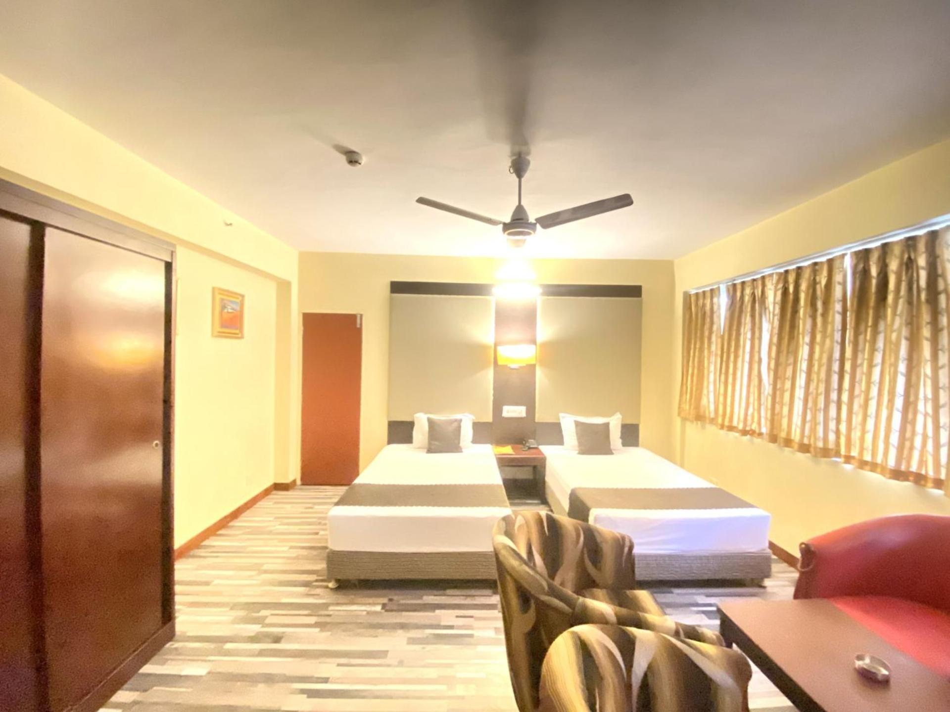 Astoria होटल Kolkata