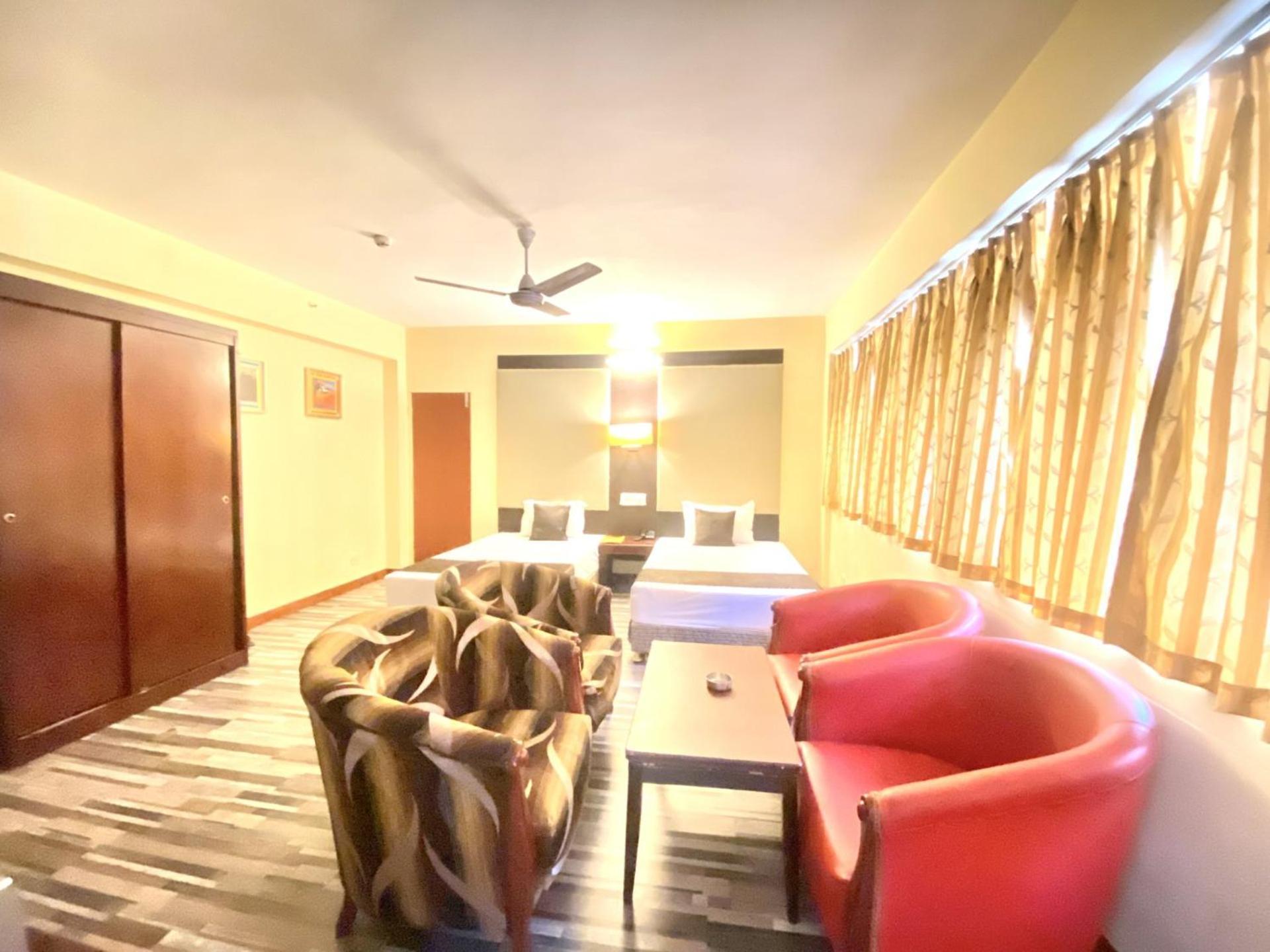 Astoria 2* Kolkata