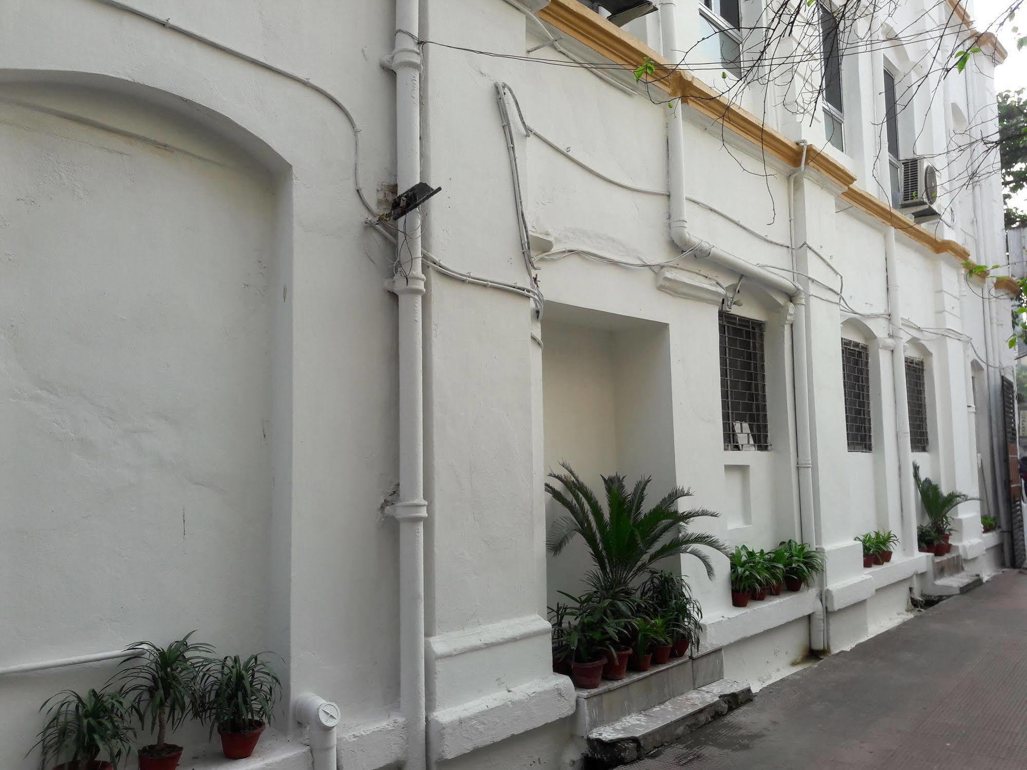 Astoria Hotel Kolkata